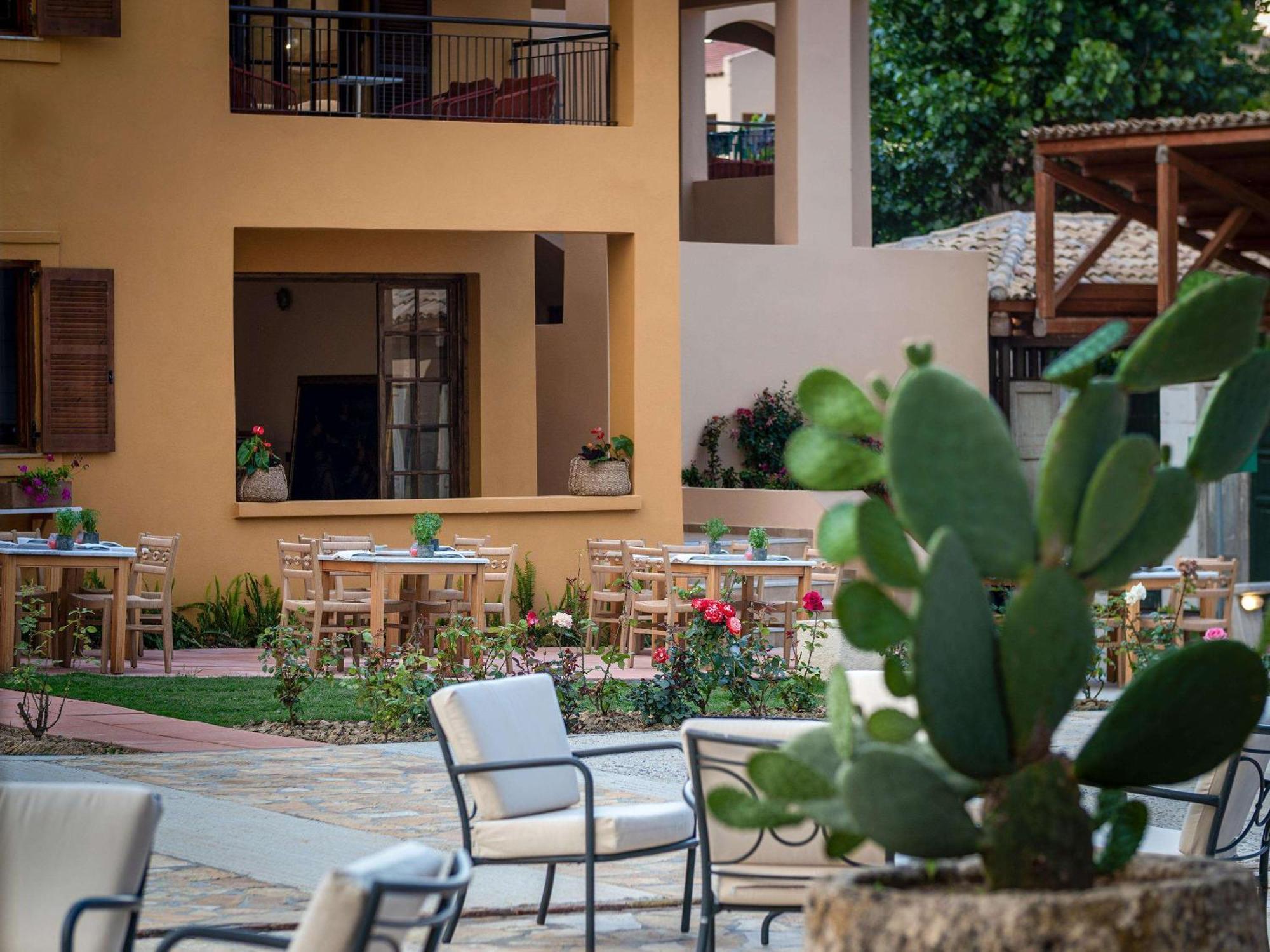 Grecotel Luxme Costa Botanica Acharavi  Exterior foto